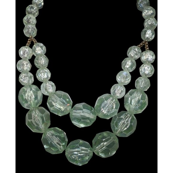 Vintage Chunky Translucent Mint Beaded Layered Necklace - Picture 4 of 5
